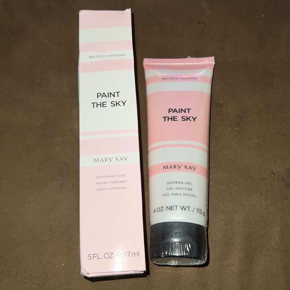 NWOT Mary Kay Paint The Sky Fragrance Mist & Shower Gel